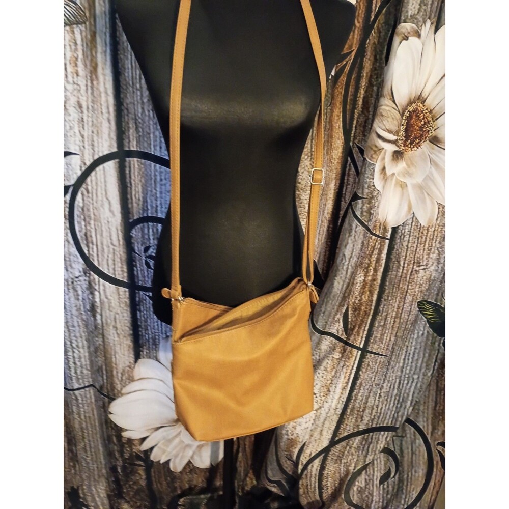 Multisac Vista Crossbody Tan/Camel Purse - Picture 3 of 13